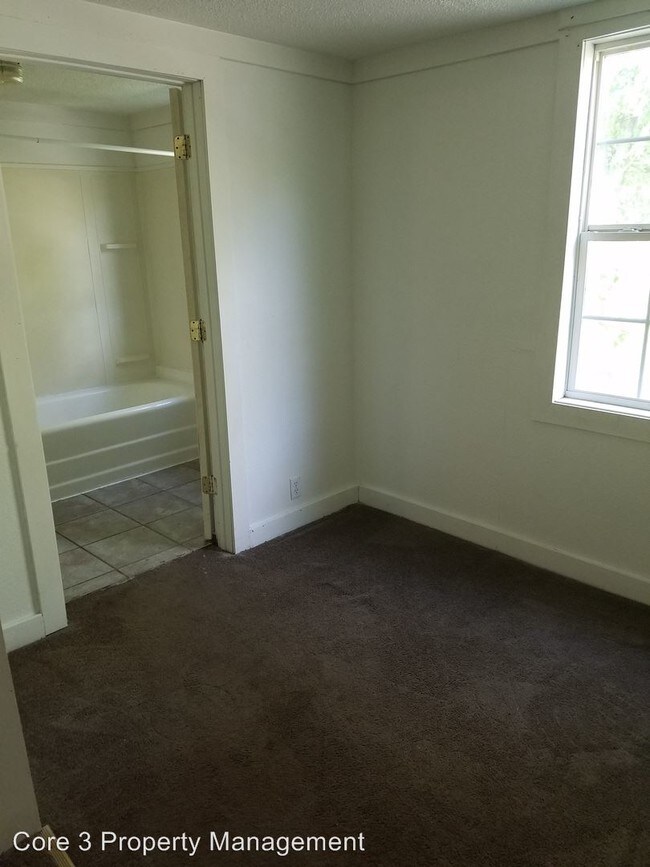 Foto del edificio - 1338 N 8th St