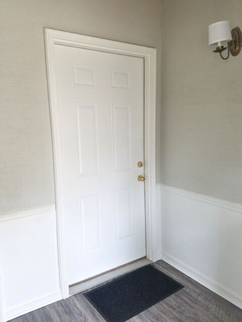 Foto del edificio - 2305 Jim Stokes Ct