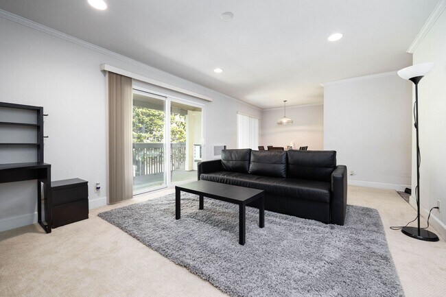 Building Photo - Furnished and Spacious 1 Bedroom Apartment...