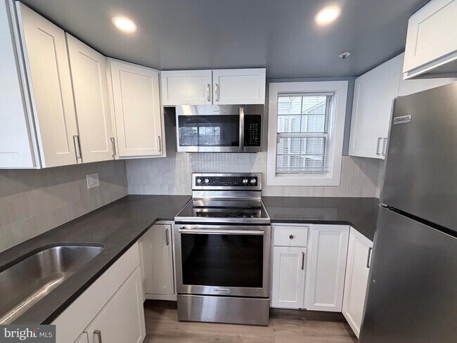 Foto del edificio - 15777 Easthaven Ct