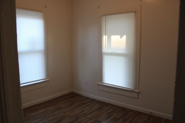 Photo - Recently renovated near downtown House