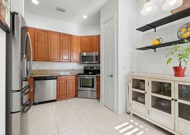 Foto del edificio - 1945 Bridgepointe Cir