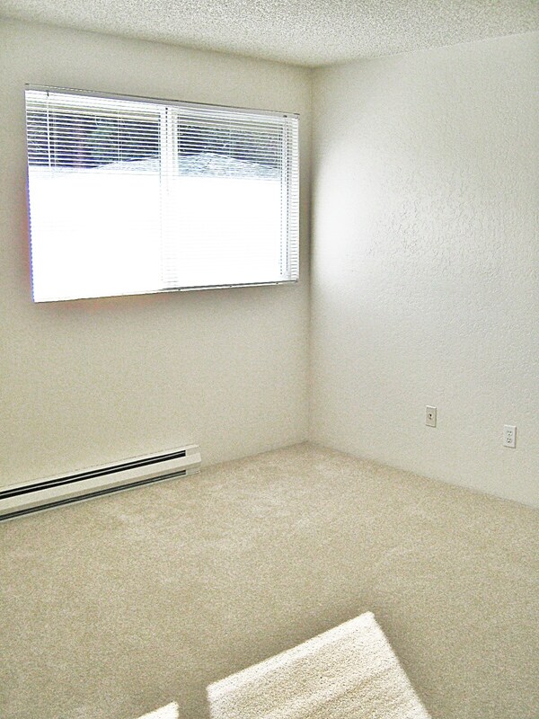 Sequoia Grove Apartments Apartments in Bellevue, WA