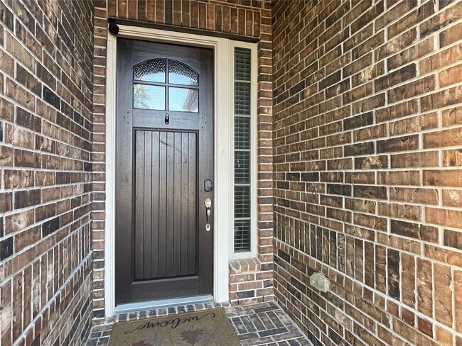 Building Photo - 19202 Presa Canyon Dr