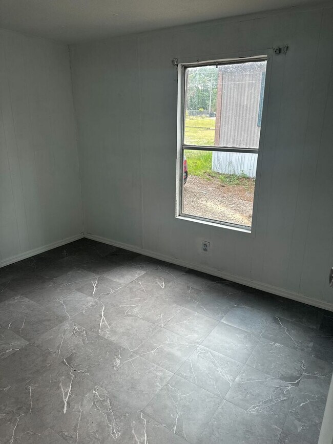Foto del edificio - APPROVED SECTION 8 VOUCHERS ONLY!  - 2 Bed...