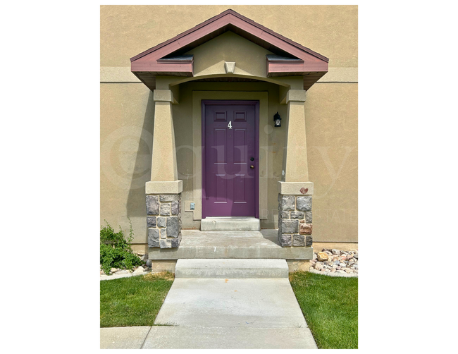 Foto del edificio - 8045 N Plum Creek Dr