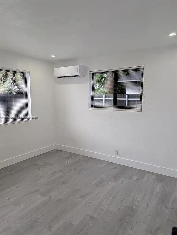 Building Photo - 900 NW 8th Ave