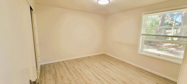 Foto del edificio - Charming 3-Bedroom Rambler in Seattle/Shoreline