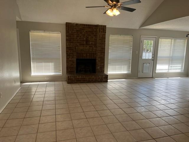 Building Photo - 1062 Colony St