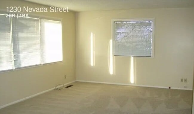 Building Photo - Charming 2BR Rambler in Puget Neighborhood...
