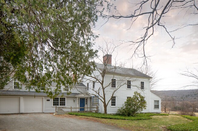 Building Photo - 160 Macedonia Rd