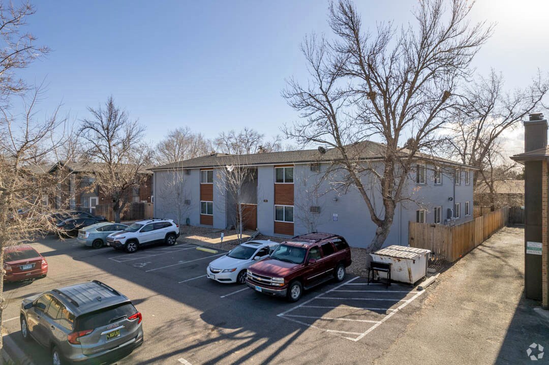 Primary Photo - 3043 17th Ave