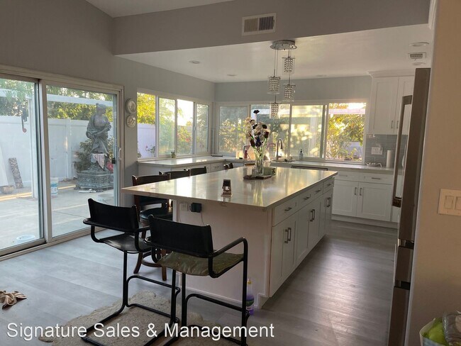 Building Photo - 4 br, 2 bath House - 1761 Bel Air