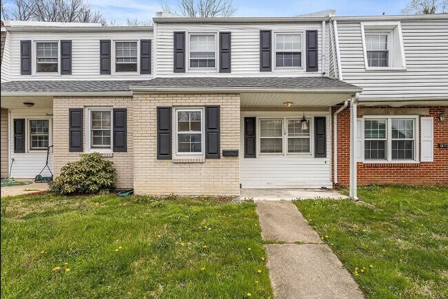 Building Photo - 12 Ethan Allen Ct