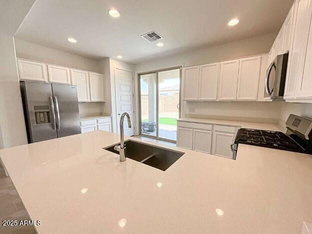 Foto del edificio - 4439 N 94th Dr