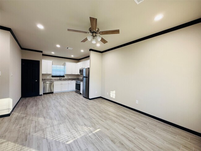 Foto del edificio - 4802 Cruse Rd