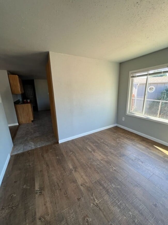 Building Photo - 8256 Barbur St