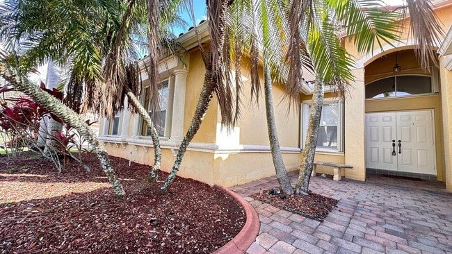 Foto del edificio - 19010 SW 10th St