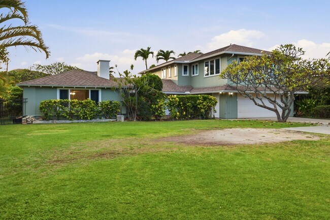 Foto del edificio - Newly renovated 4 bed, 3 Bath with pool near Kailua beach!