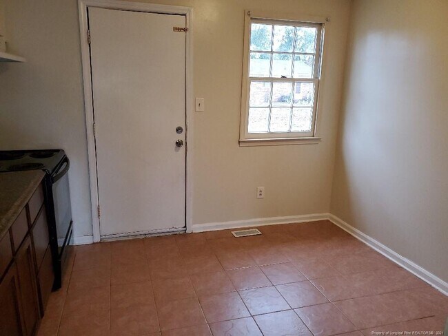 Building Photo - 6446 Applecross Ave