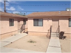 Building Photo - Navajo Apartment