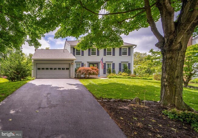 Building Photo - 13425 Melville Ln