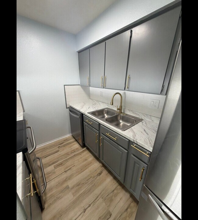 Foto del edificio - 5040 SE 30th St