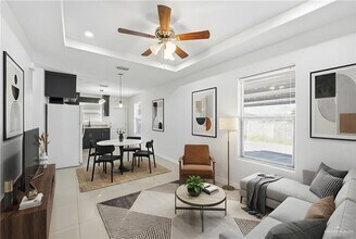 Building Photo - 14 Lotto Ln