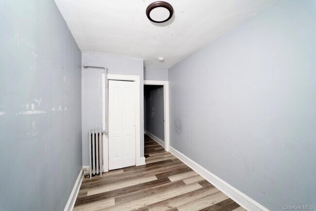 Foto del edificio - 161 Rockaway Ave