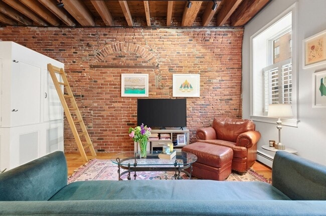 Building Photo - 122-124 Fulton St