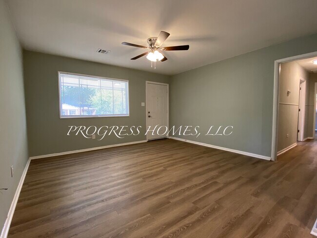 Foto del edificio - 1003 8th Ave SW