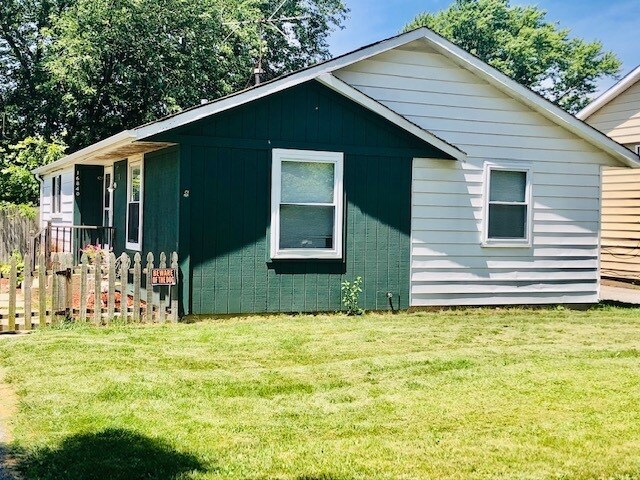 Foto principal - 16840 Highview Ave