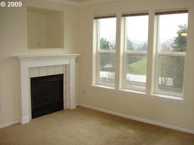 Building Photo - 11627 SE Fuller Rd