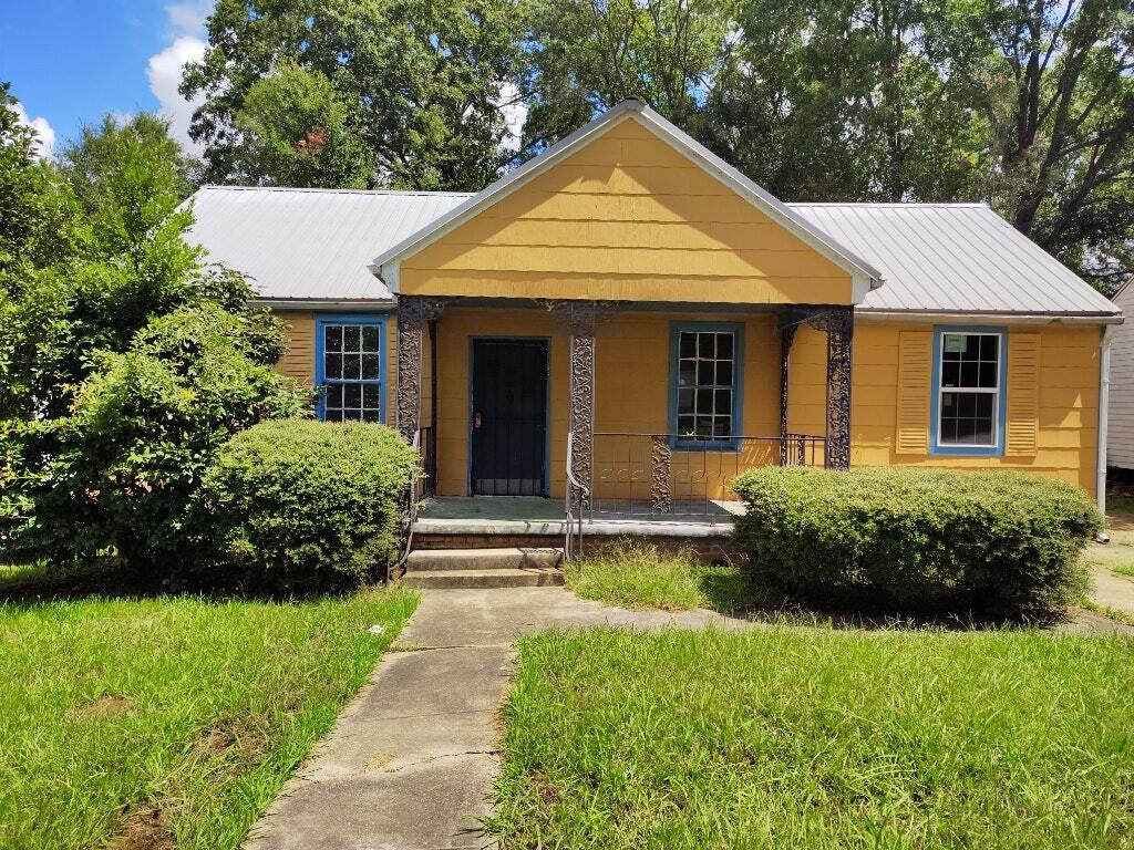Primary Photo - 138 Taylor St
