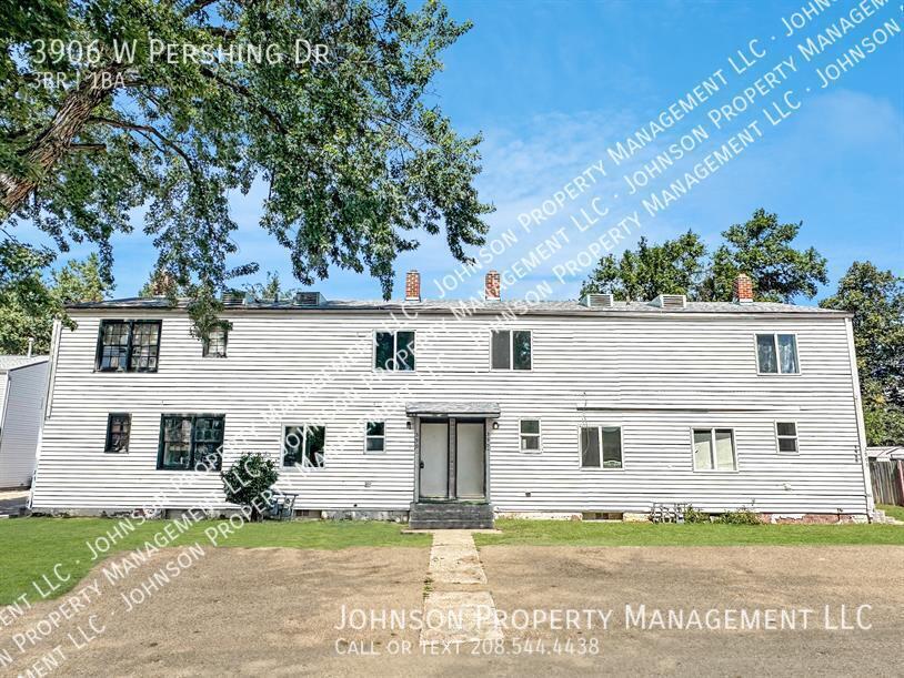 Foto principal - 3906 Pershing Dr