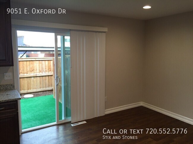 Foto del edificio - 9051 E Oxford Dr