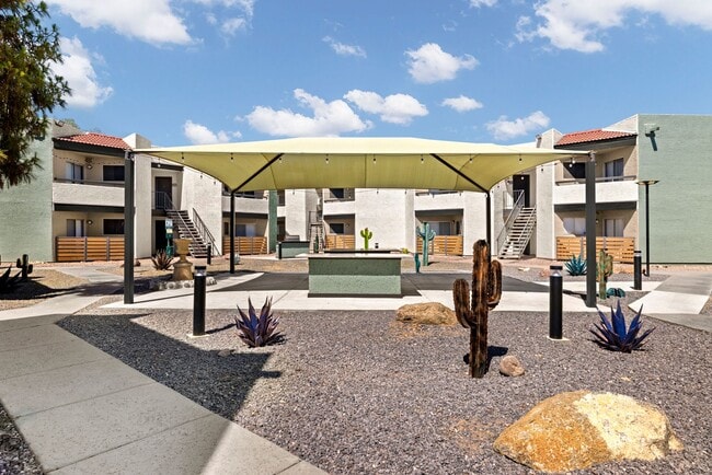Building Photo - Citrine on 67th Apartments