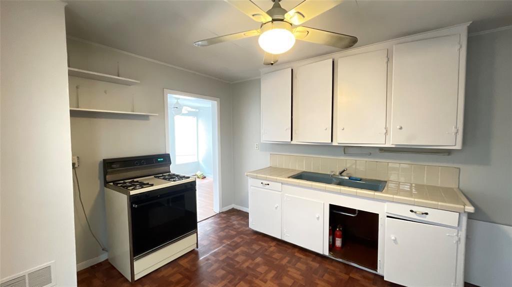 Foto principal - 1526 Yale St