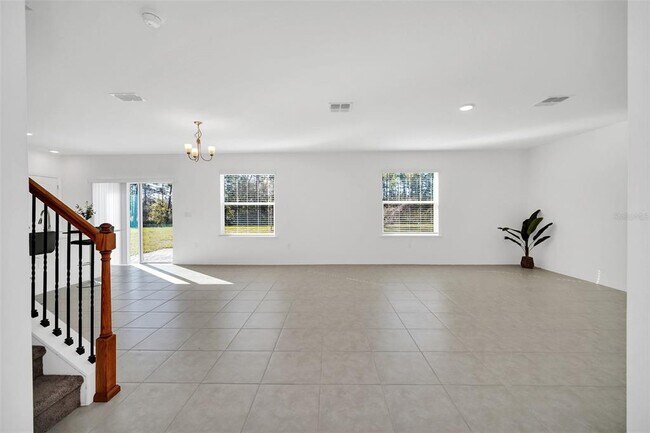 Building Photo - 1167 Oak Bluff Dr