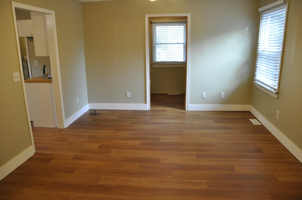 913 Hamilton Ave, Colonial Heights, VA 23834 House Rental in Colonial