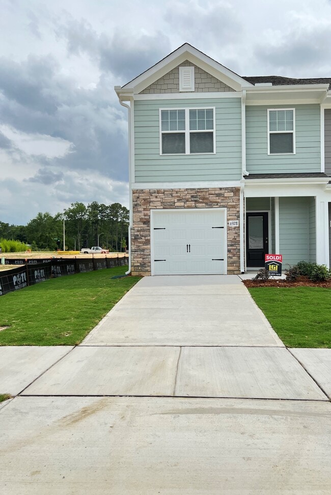 Building Photo - 6928 Outfall Point Ln