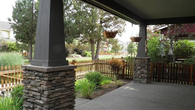 Foto del edificio - 3 br, 2.5 bath House - 21258 Woodruff Place