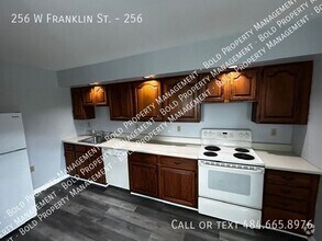 Building Photo - 256 W Franklin St