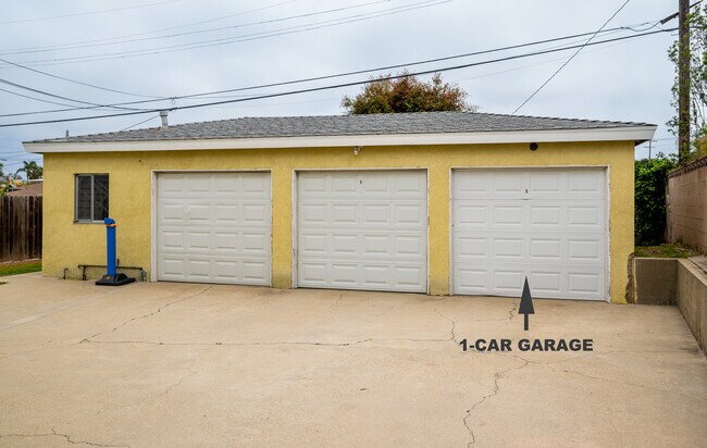 1-Car Garage - 7916 Airport Blvd