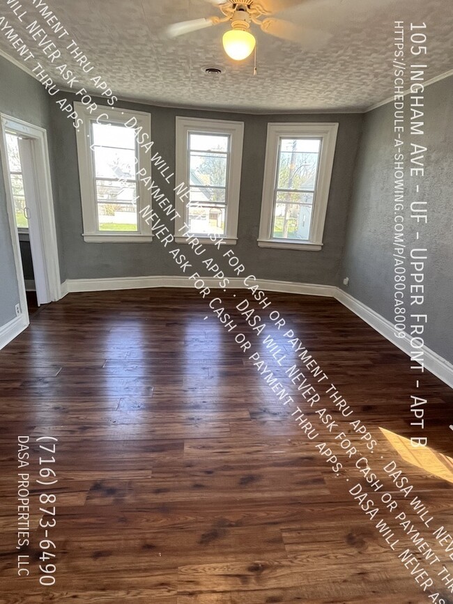 Foto del edificio - 105 Ingham Ave