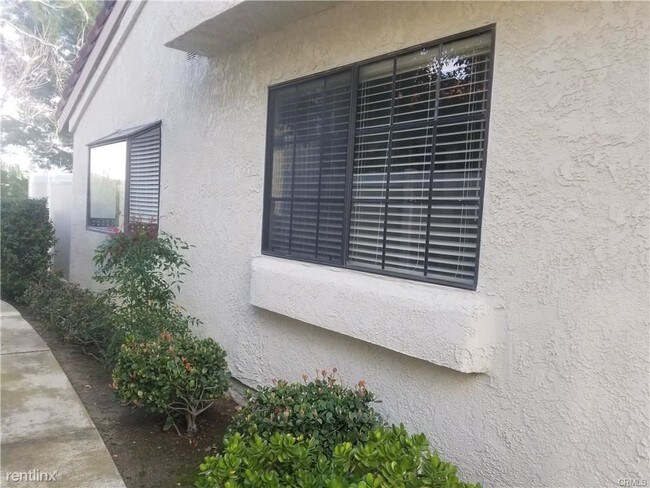 Building Photo - 3 br, 3 bath Condo - 22920 Estoril Dr # 412