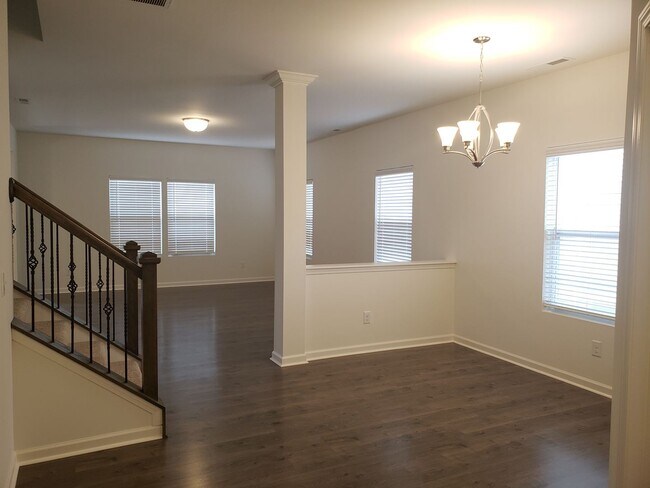 Foto del edificio - 3465 Vickrey Meadow Dr