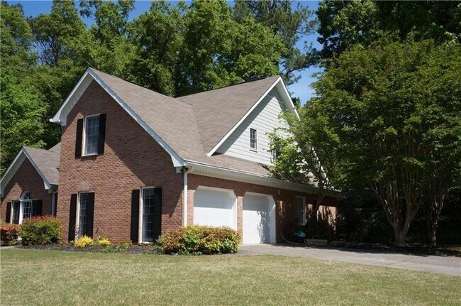 Building Photo - 4763 Netherstone Ct NE