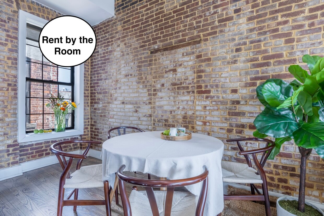 Primary Photo - Clark House by Outpost