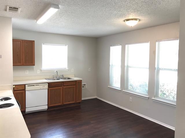 Foto del edificio - 9518 Tallow Berry Dr